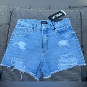 Women’s Urban Outfitters Boyfriend Refuge Denim / Jean’s Shorts NWT